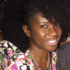 Meet your Posher, Lesslie